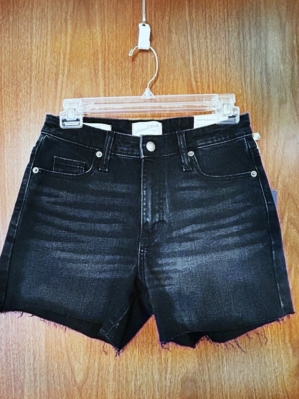 Universal Thread High Rise Midi Black Jean Shorts — Size 2/26 (NWT)